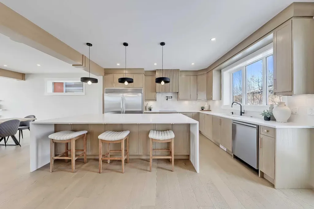 49 Rockhaven Green NW Calgary AB T3G 5H3
