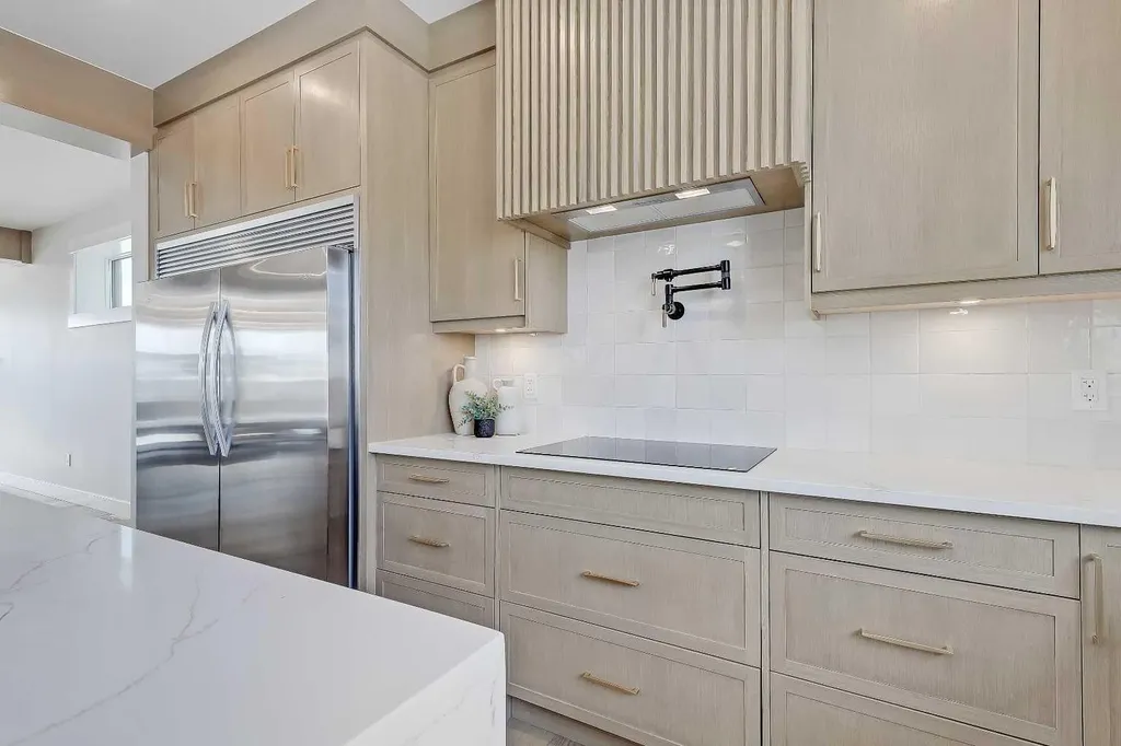 49 Rockhaven Green NW Calgary AB T3G 5H3