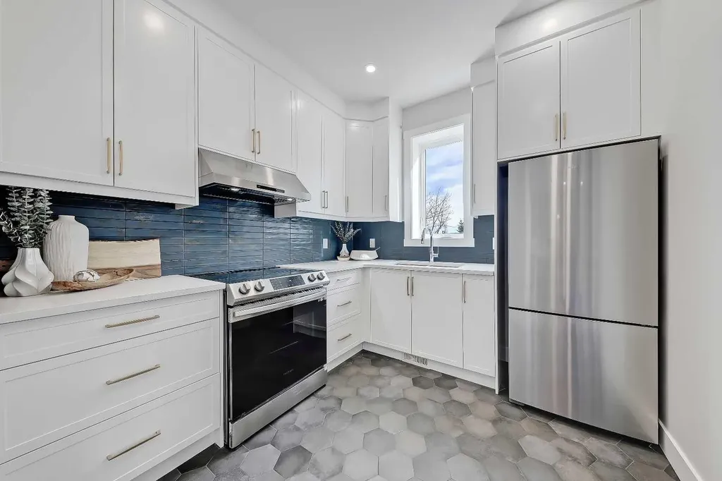 49 Rockhaven Green NW Calgary AB T3G 5H3