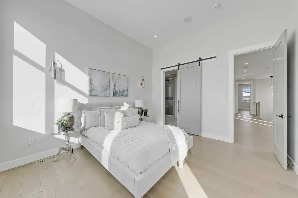 49 Rockhaven Green NW Calgary AB T3G 5H3