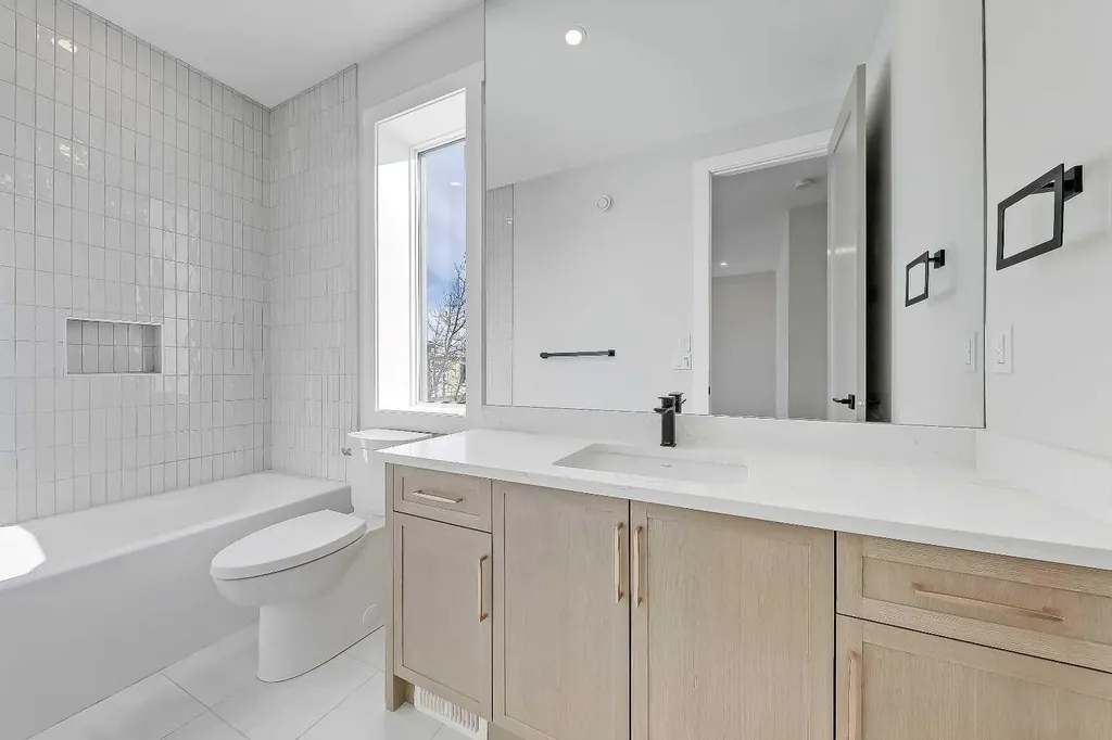 49 Rockhaven Green NW Calgary AB T3G 5H3