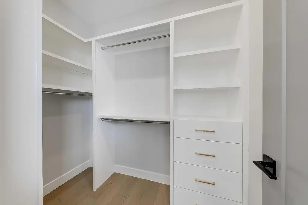 49 Rockhaven Green NW Calgary AB T3G 5H3