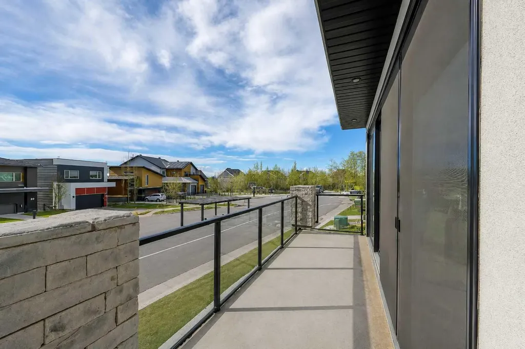 49 Rockhaven Green NW Calgary AB T3G 5H3