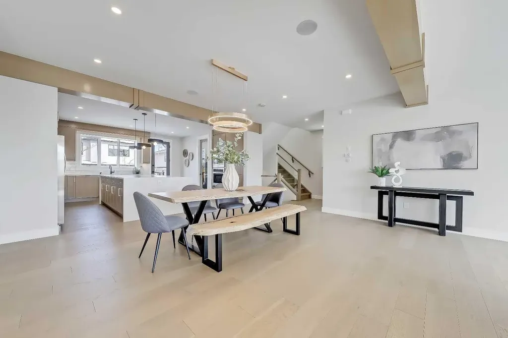 49 Rockhaven Green NW Calgary AB T3G 5H3