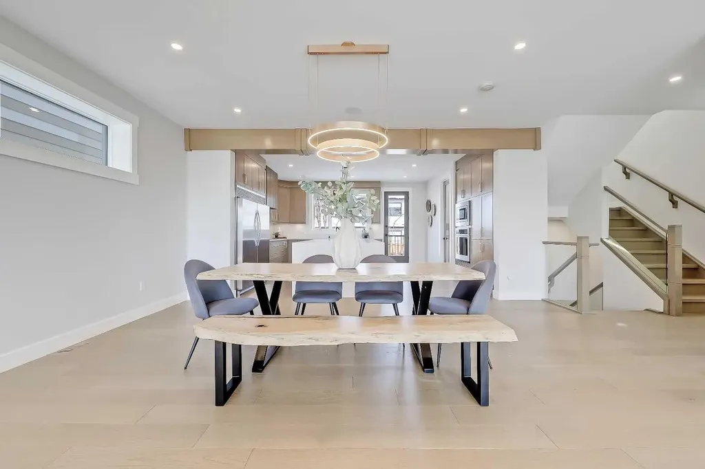 49 Rockhaven Green NW Calgary AB T3G 5H3