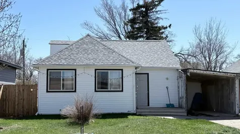 317 2 Avenue E Bow Island AB T0K 0G0