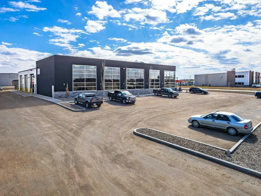 5531 70 Avenue Lloydminster AB T9V 3N6