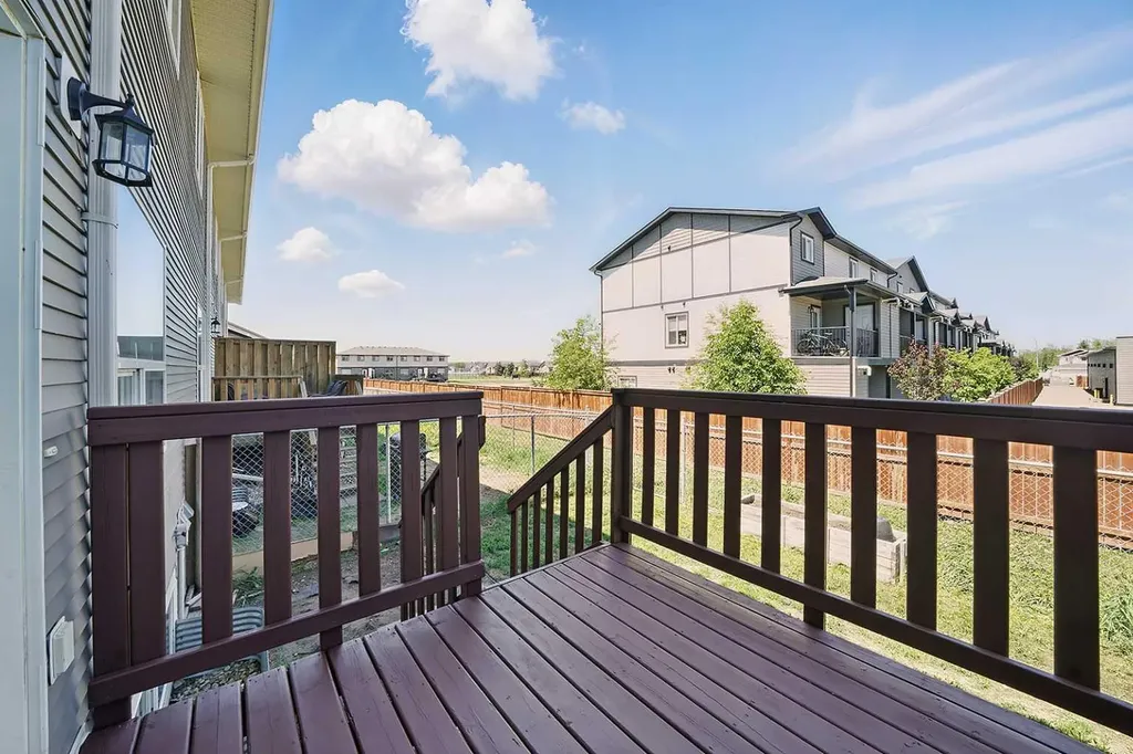 41 Winston Place Blackfalds AB T4M 0K9