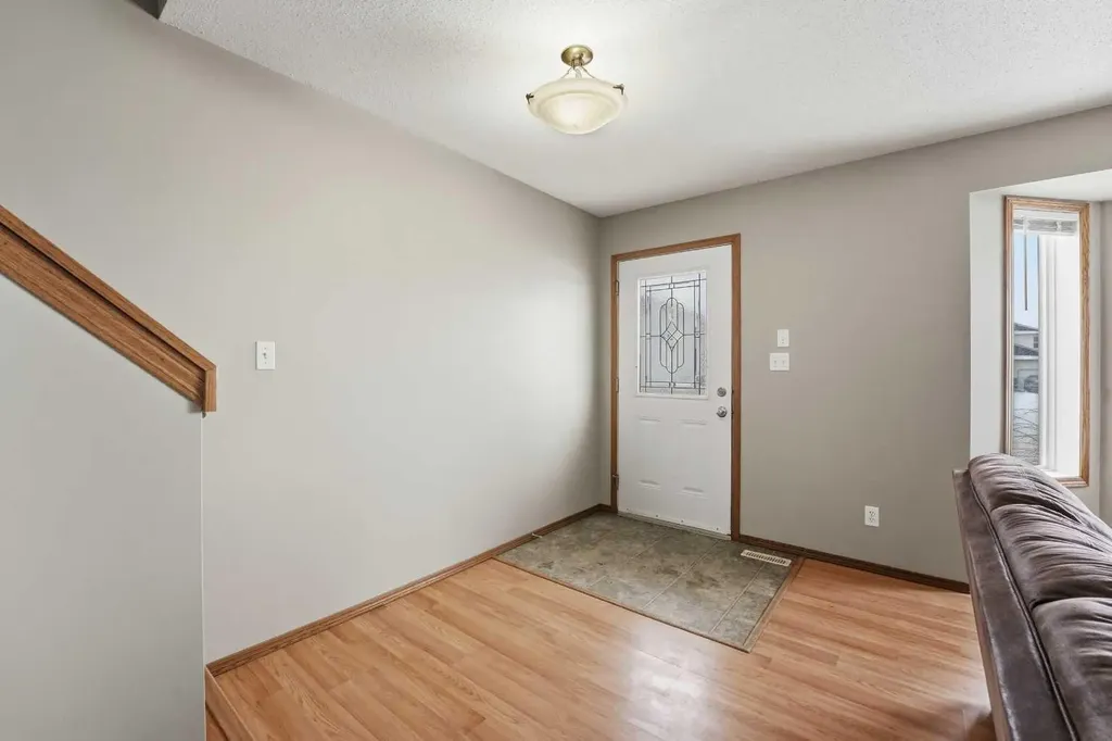 41 Winston Place Blackfalds AB T4M 0K9