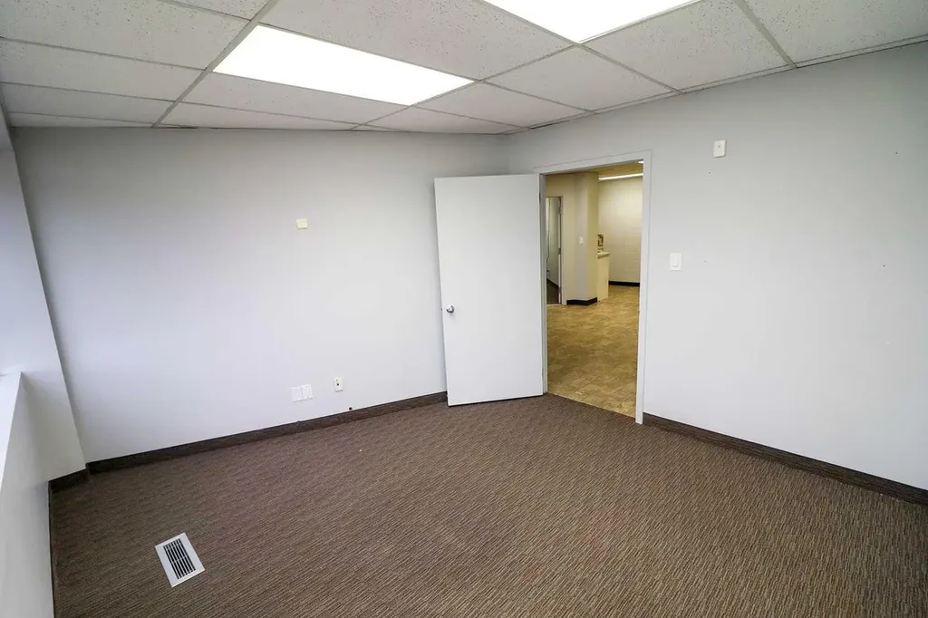 4321 23b Street NE Calgary AB T2E 7V9