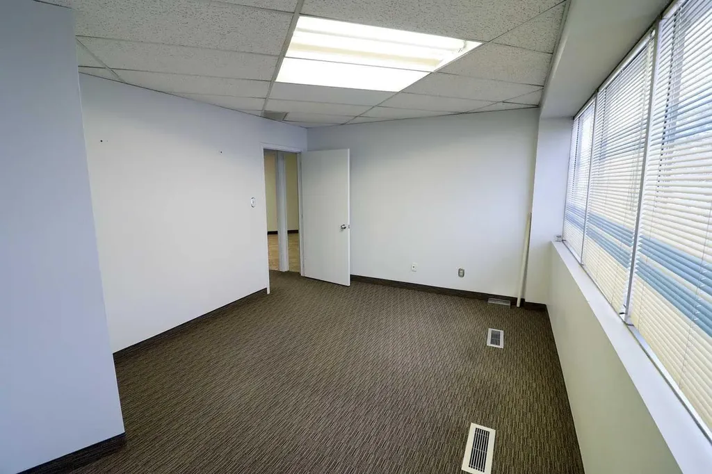 4321 23b Street NE Calgary AB T2E 7V9