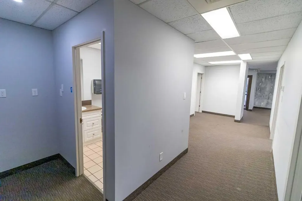 4321 23b Street NE Calgary AB T2E 7V9