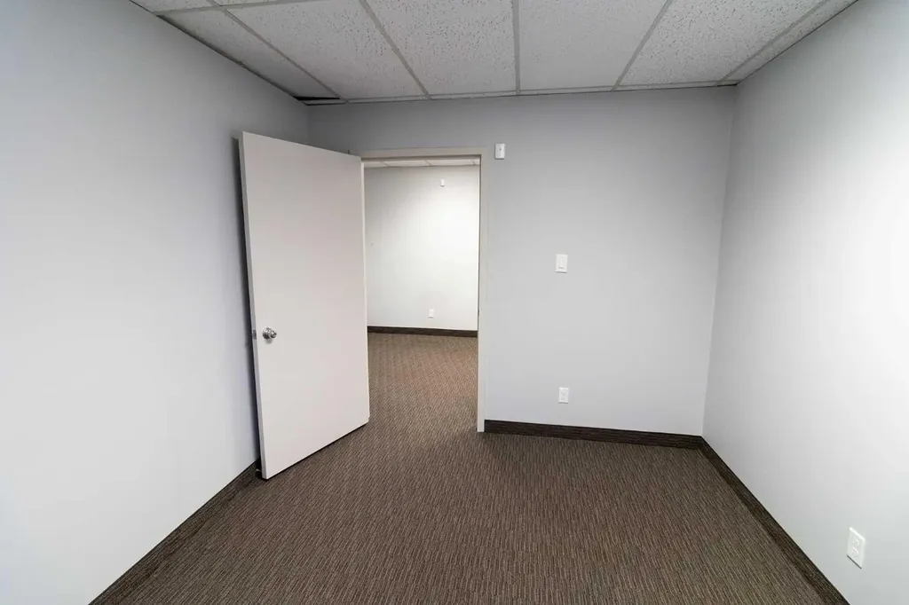 4321 23b Street NE Calgary AB T2E 7V9