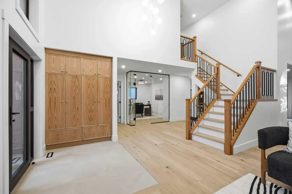 3 Varsity Ridge Terrace NW Calgary AB T3A 4Y2