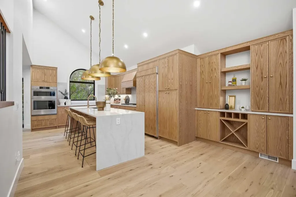 3 Varsity Ridge Terrace NW Calgary AB T3A 4Y2