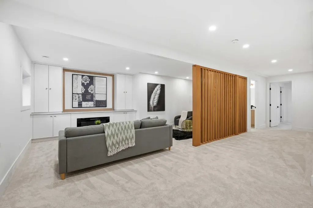 3 Varsity Ridge Terrace NW Calgary AB T3A 4Y2
