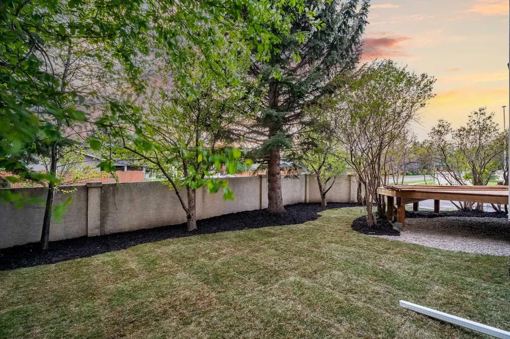 3 Varsity Ridge Terrace NW Calgary AB T3A 4Y2
