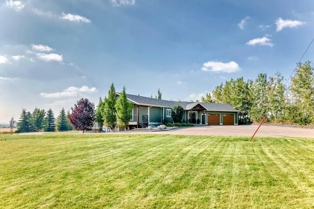 254041 Township Road 435 Rural Ponoka County AB T4J 1R2
