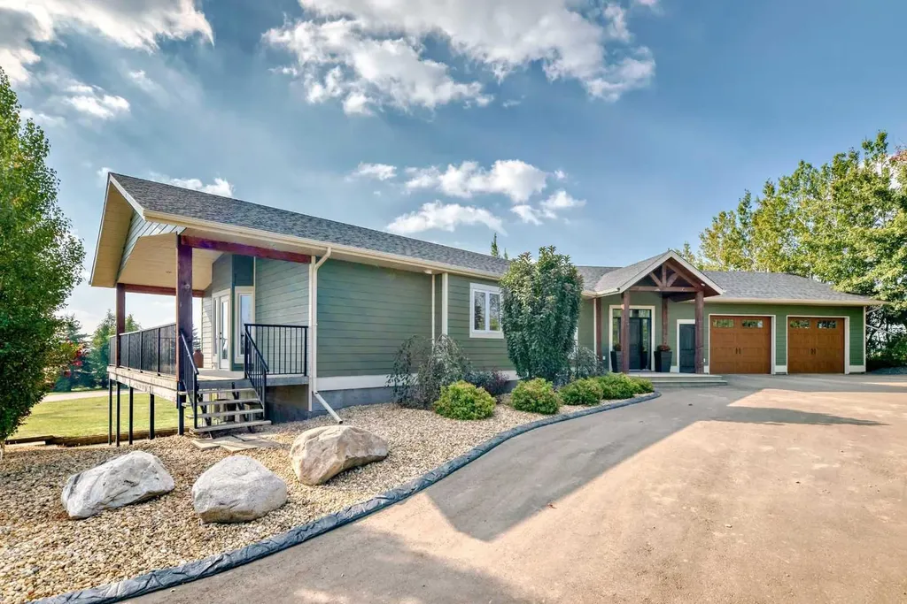 254041 Township Road 435 Rural Ponoka County AB T4J 1R2