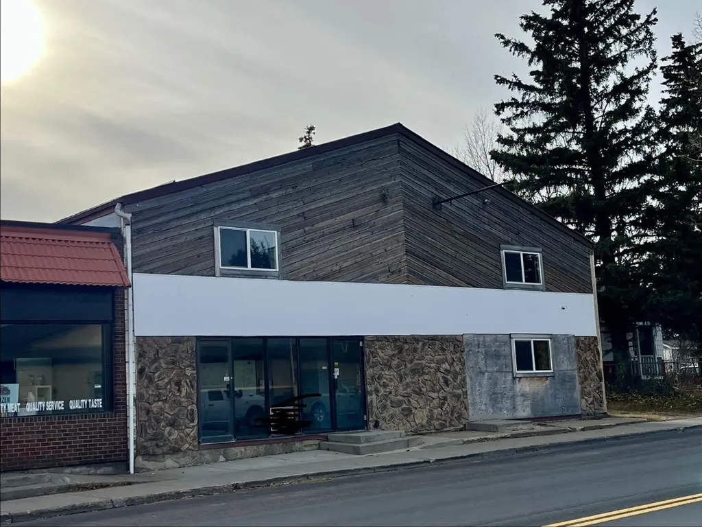 5115 50 Avenue Caroline AB T0M 0M0