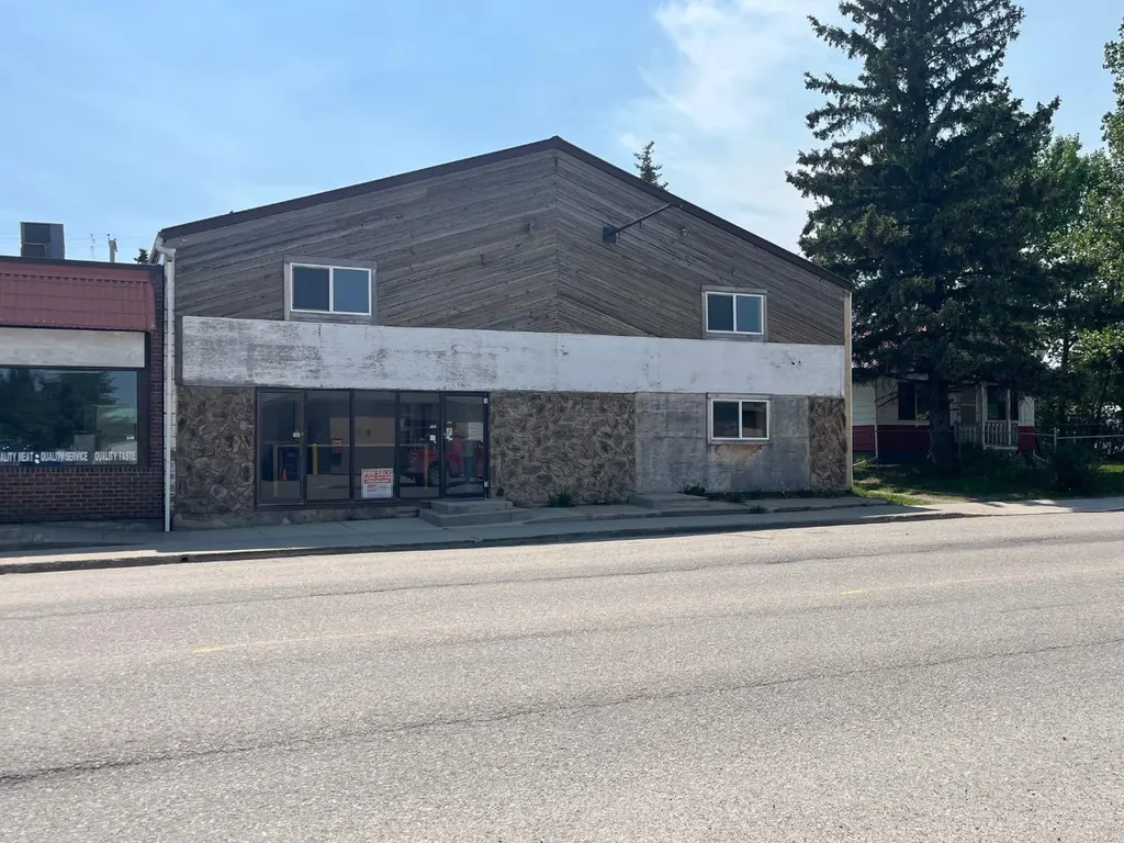 5115 50 Avenue Caroline AB T0M 0M0