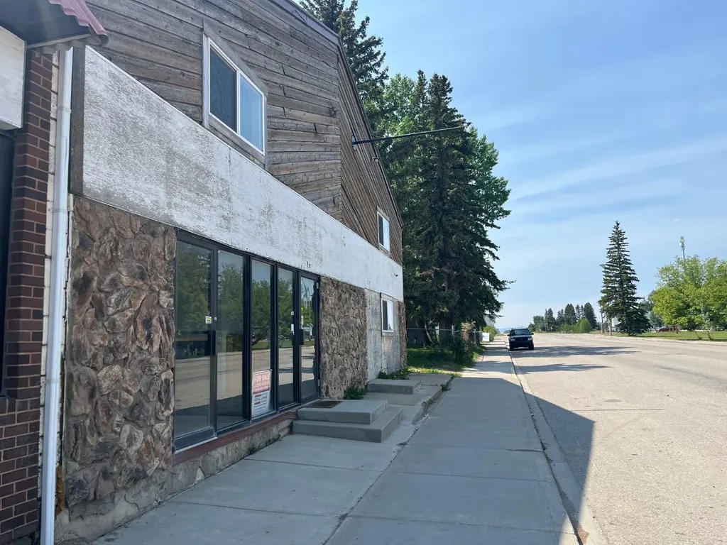 5115 50 Avenue Caroline AB T0M 0M0