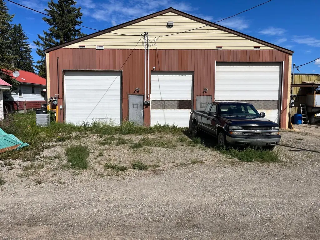 5115 50 Avenue Caroline AB T0M 0M0