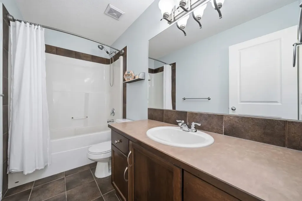 99 Sage Valley Park NW Calgary AB T3R 0E5