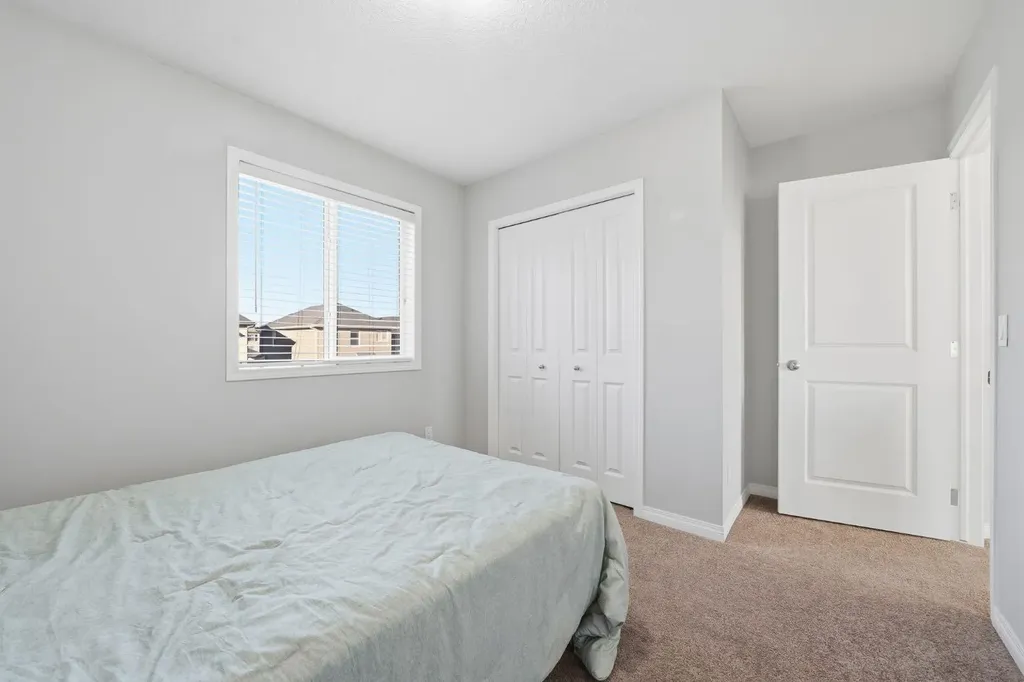 99 Sage Valley Park NW Calgary AB T3R 0E5