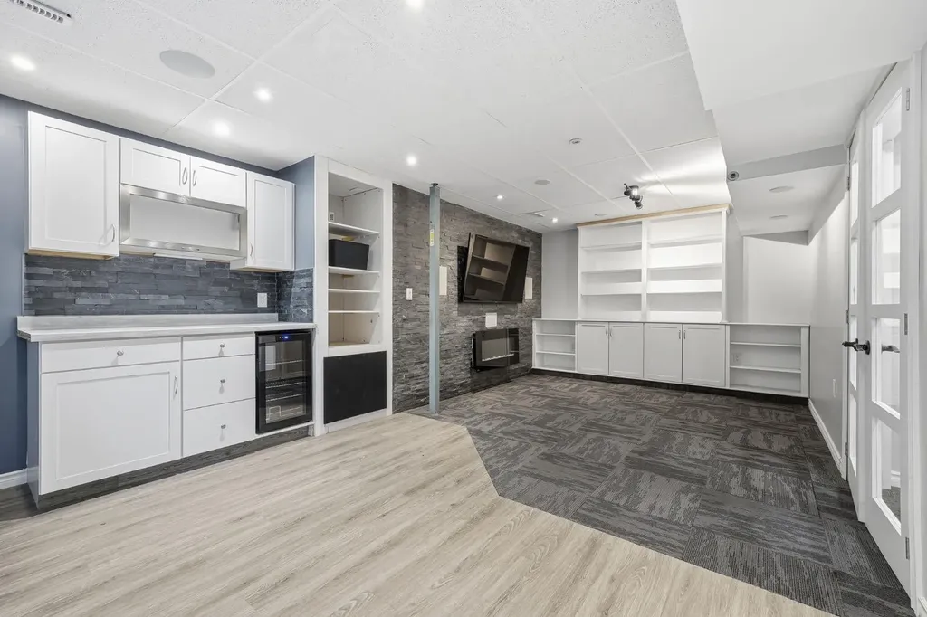 99 Sage Valley Park NW Calgary AB T3R 0E5