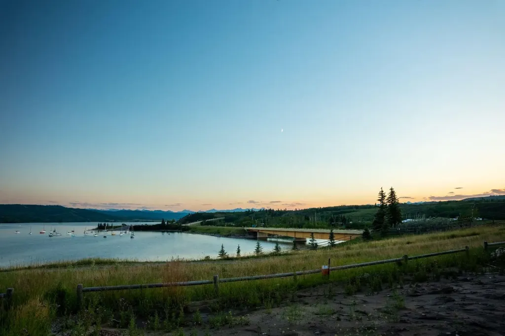 407 Cottageclub Grove Rural Rocky View County AB T4C1B1