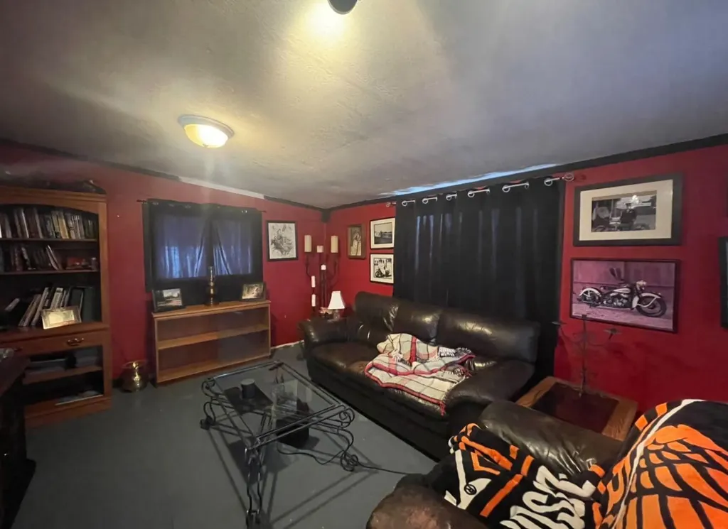 16326 Township Road 534 Township Rural Yellowhead County AB T7E 3B1