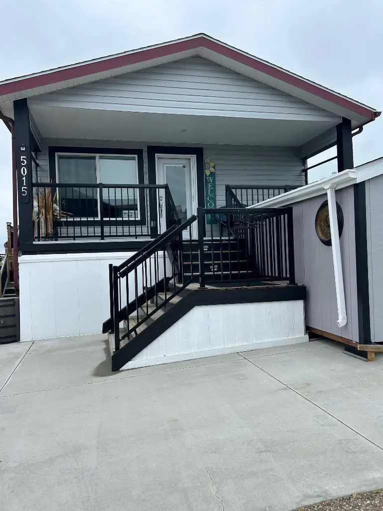 25054 South Pine Lake Road Rural Red Deer County AB T0M 1R0