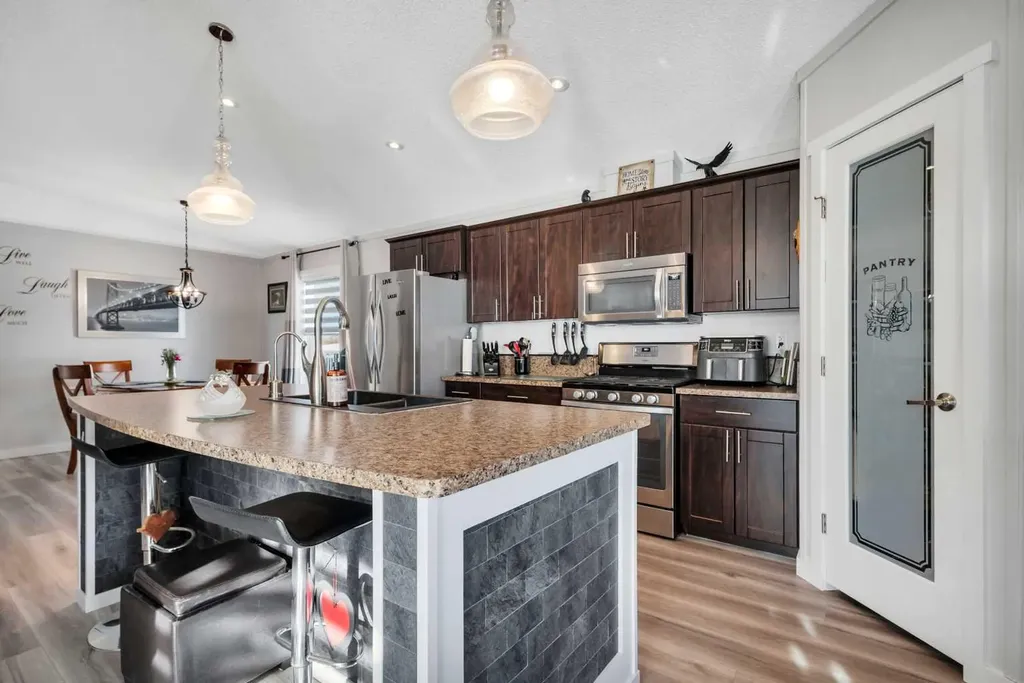25054 South Pine Lake Road Rural Red Deer County AB T0M 1R0