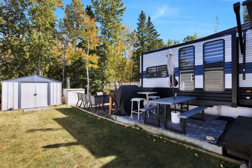 41310 282 Range Road Rural Lacombe County AB T0C 0J0