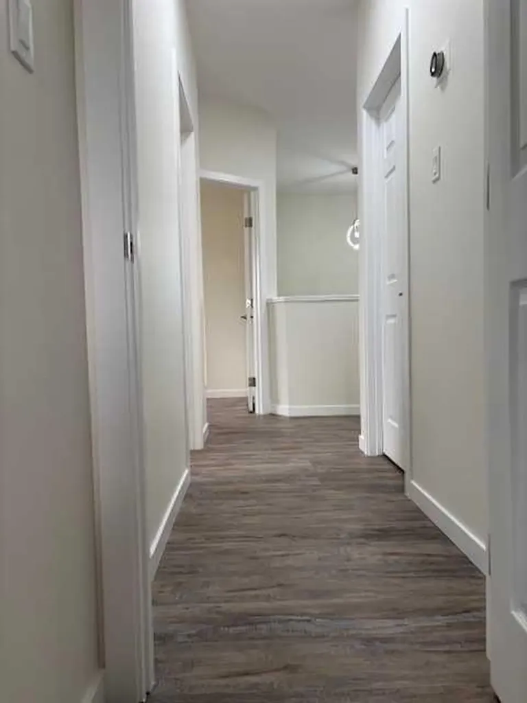 144 Upland Avenue W Brooks AB T1R 1N1