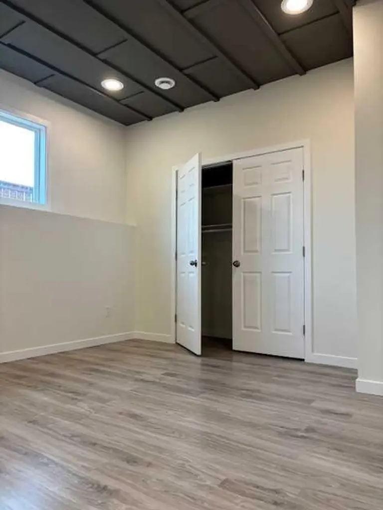 144 Upland Avenue W Brooks AB T1R 1N1