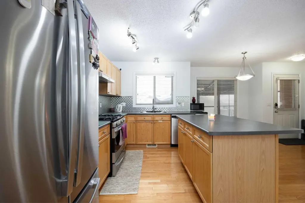 209 Grouse Way Fort Mcmurray AB T9K 0L9
