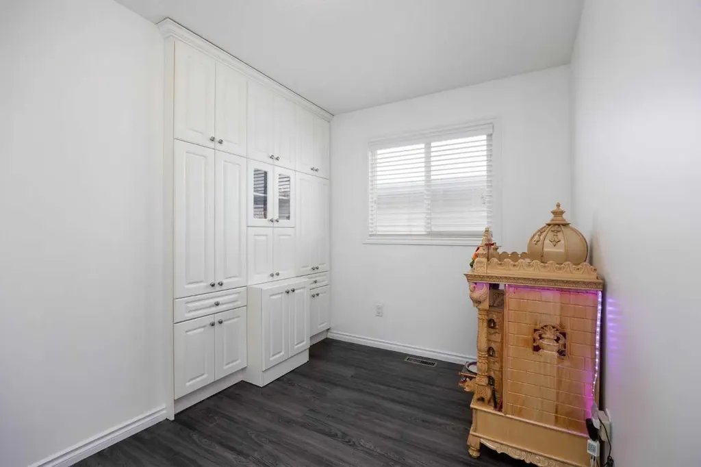 209 Grouse Way Fort Mcmurray AB T9K 0L9
