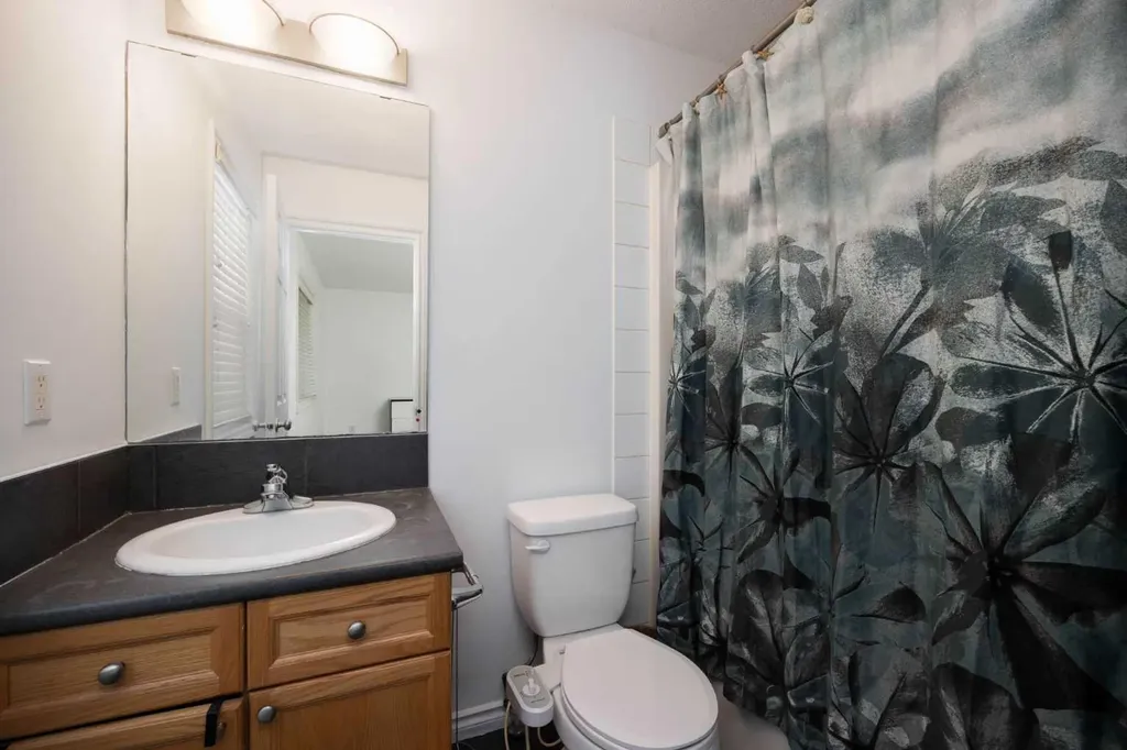 209 Grouse Way Fort Mcmurray AB T9K 0L9