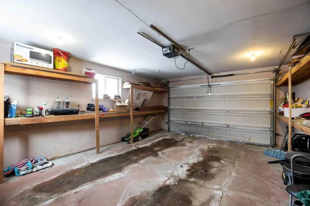 209 Grouse Way Fort Mcmurray AB T9K 0L9