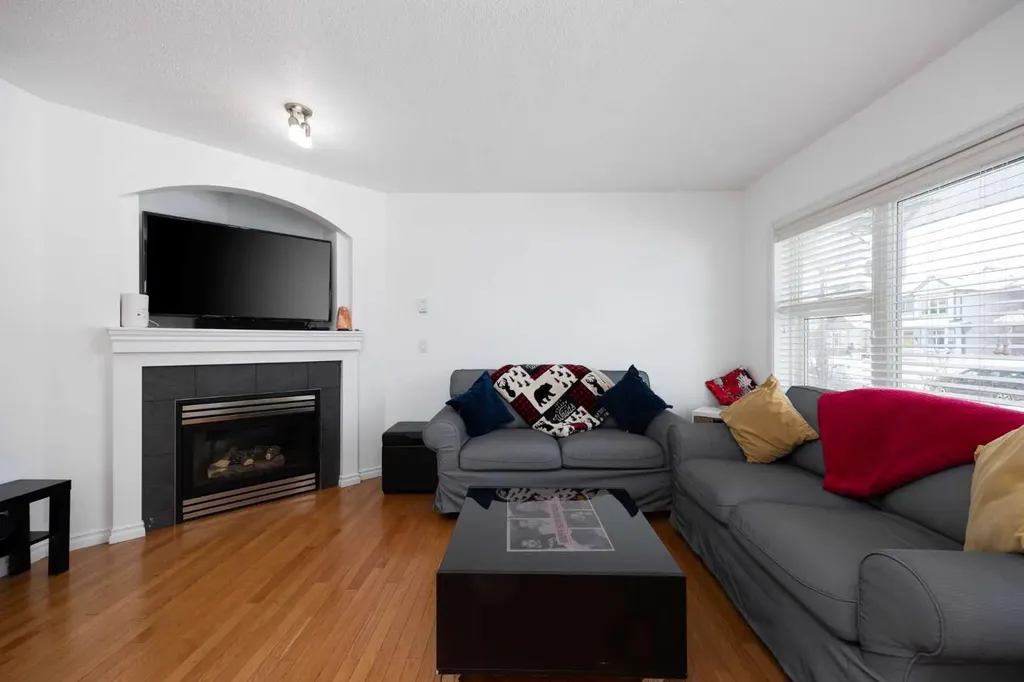 209 Grouse Way Fort Mcmurray AB T9K 0L9