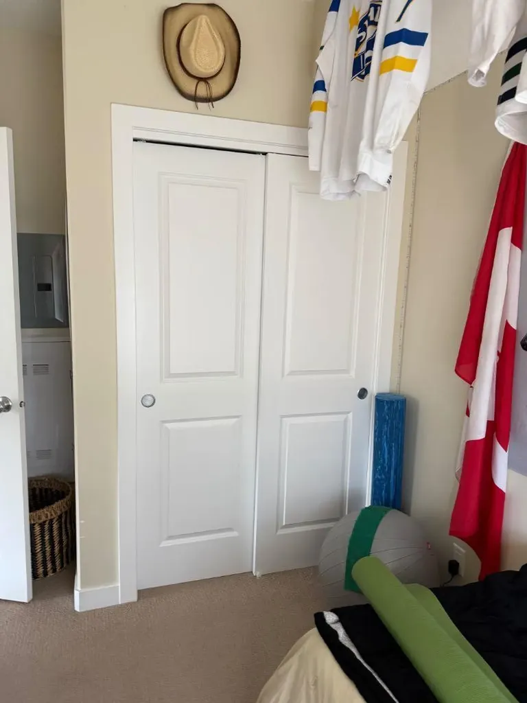 16 Varsity Estates Circle NW Calgary AB T3A1W9