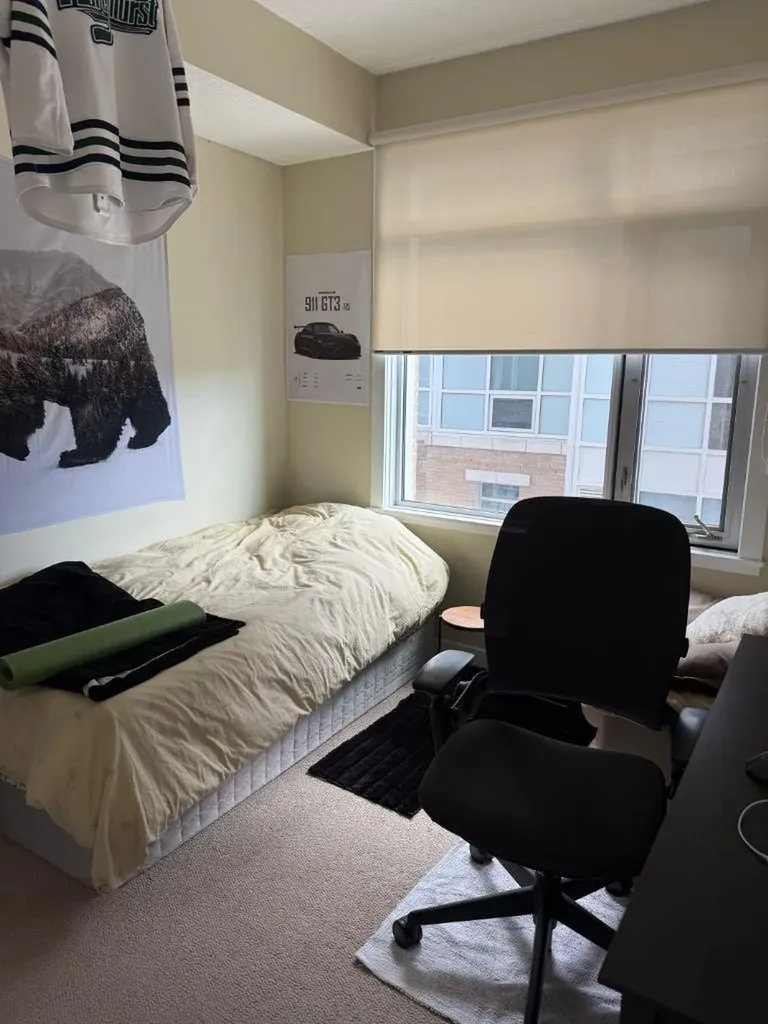 16 Varsity Estates Circle NW Calgary AB T3A1W9