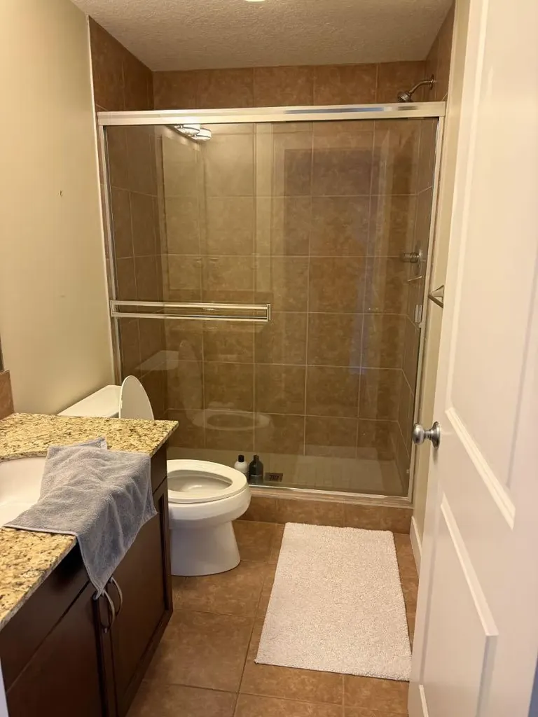 16 Varsity Estates Circle NW Calgary AB T3A1W9