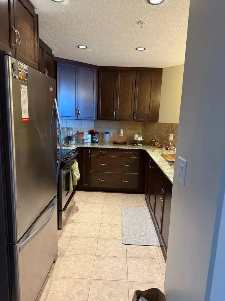 16 Varsity Estates Circle NW Calgary AB T3A1W9