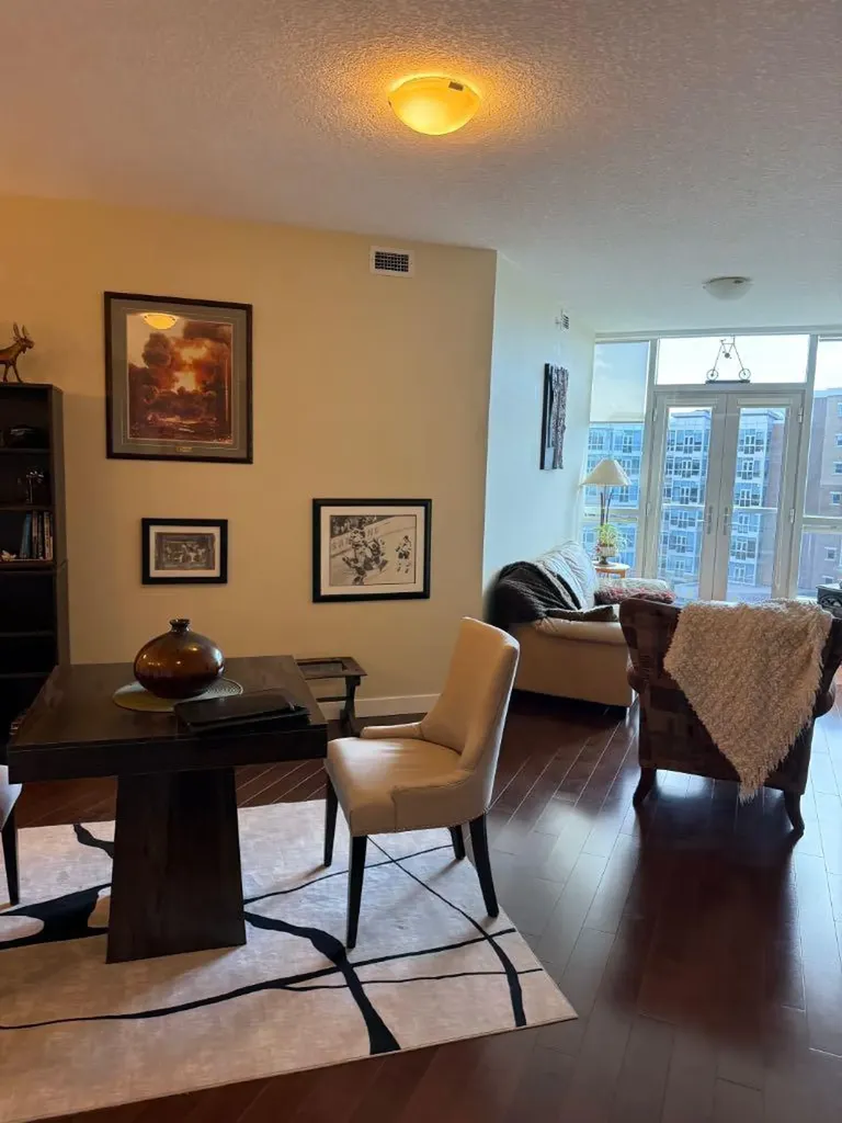 16 Varsity Estates Circle NW Calgary AB T3A1W9