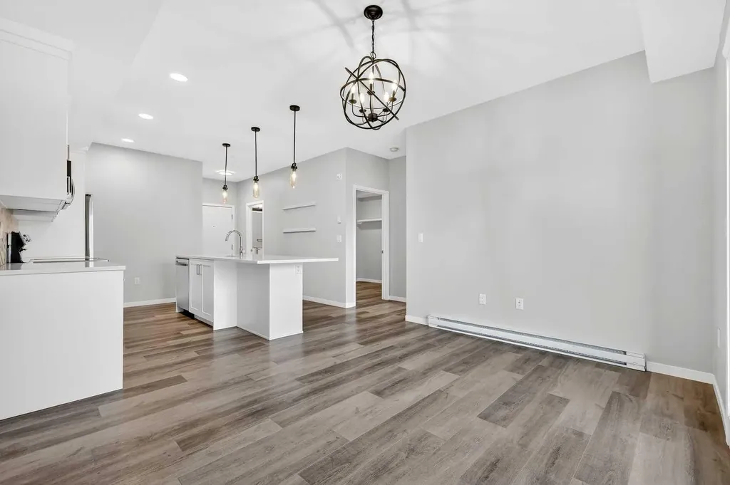 19489 Main Street SE Calgary AB T3M3J3