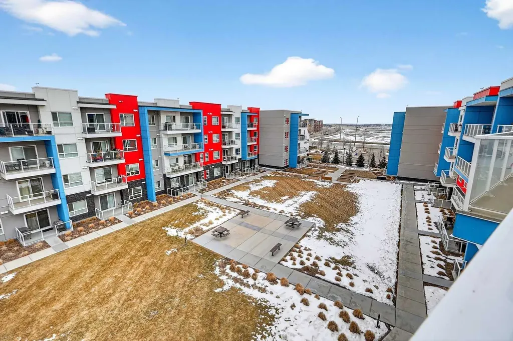 19489 Main Street SE Calgary AB T3M3J3