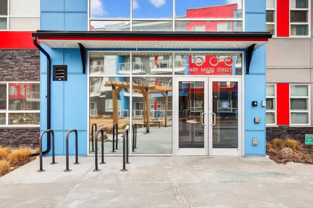 19489 Main Street SE Calgary AB T3M3J3